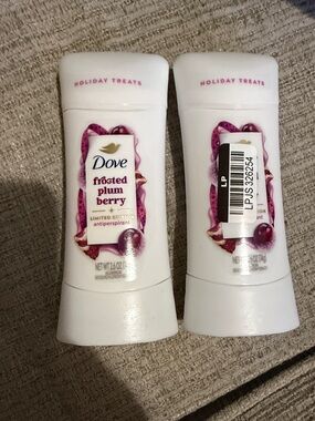 2 pack Dove Frosted Plum Berry Antiperspirant - Plum (White Bottle)